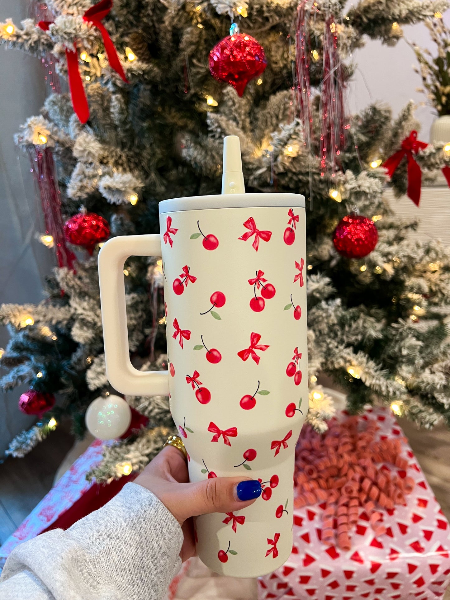 Cherry Cream Tumbler/ 40 oz