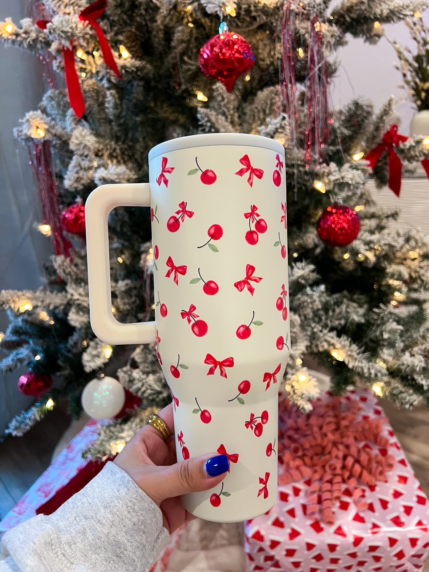 Cherry Cream Tumbler/ 40 oz