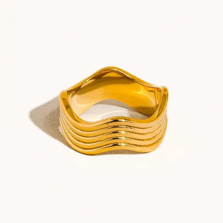 Ivy Wavy Ring