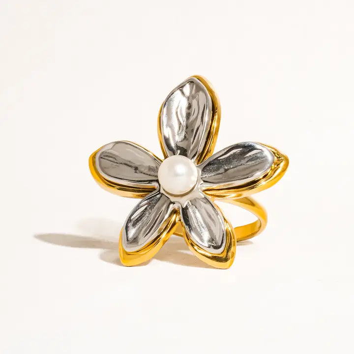 Kylie Pearl Flower Ring