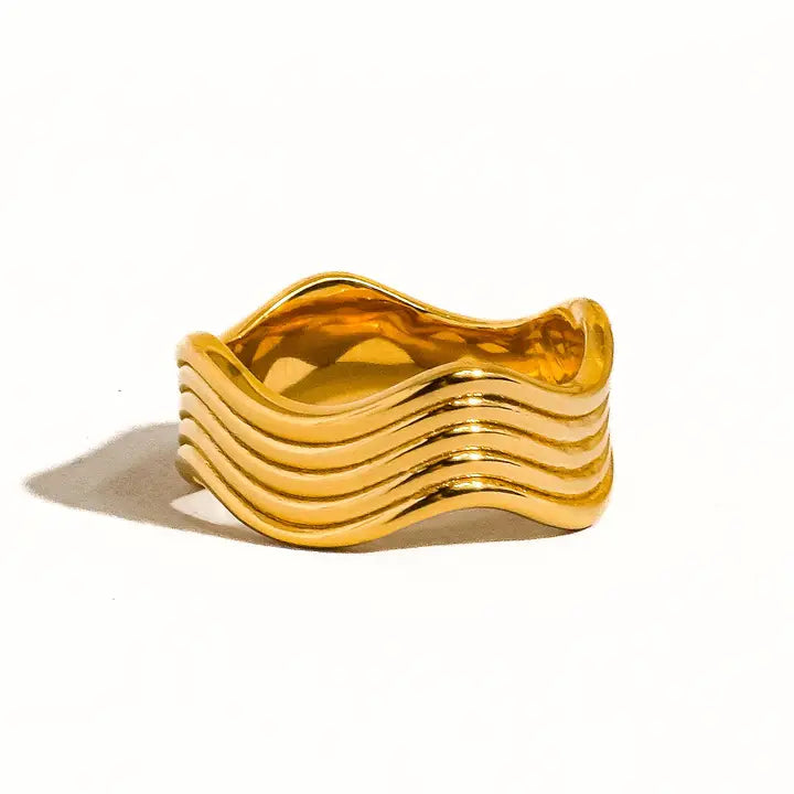 Ivy Wavy Ring