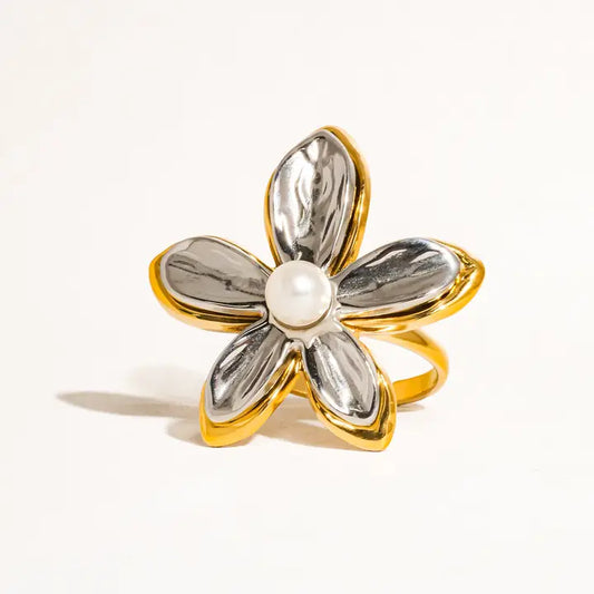 Kylie Pearl Flower Ring